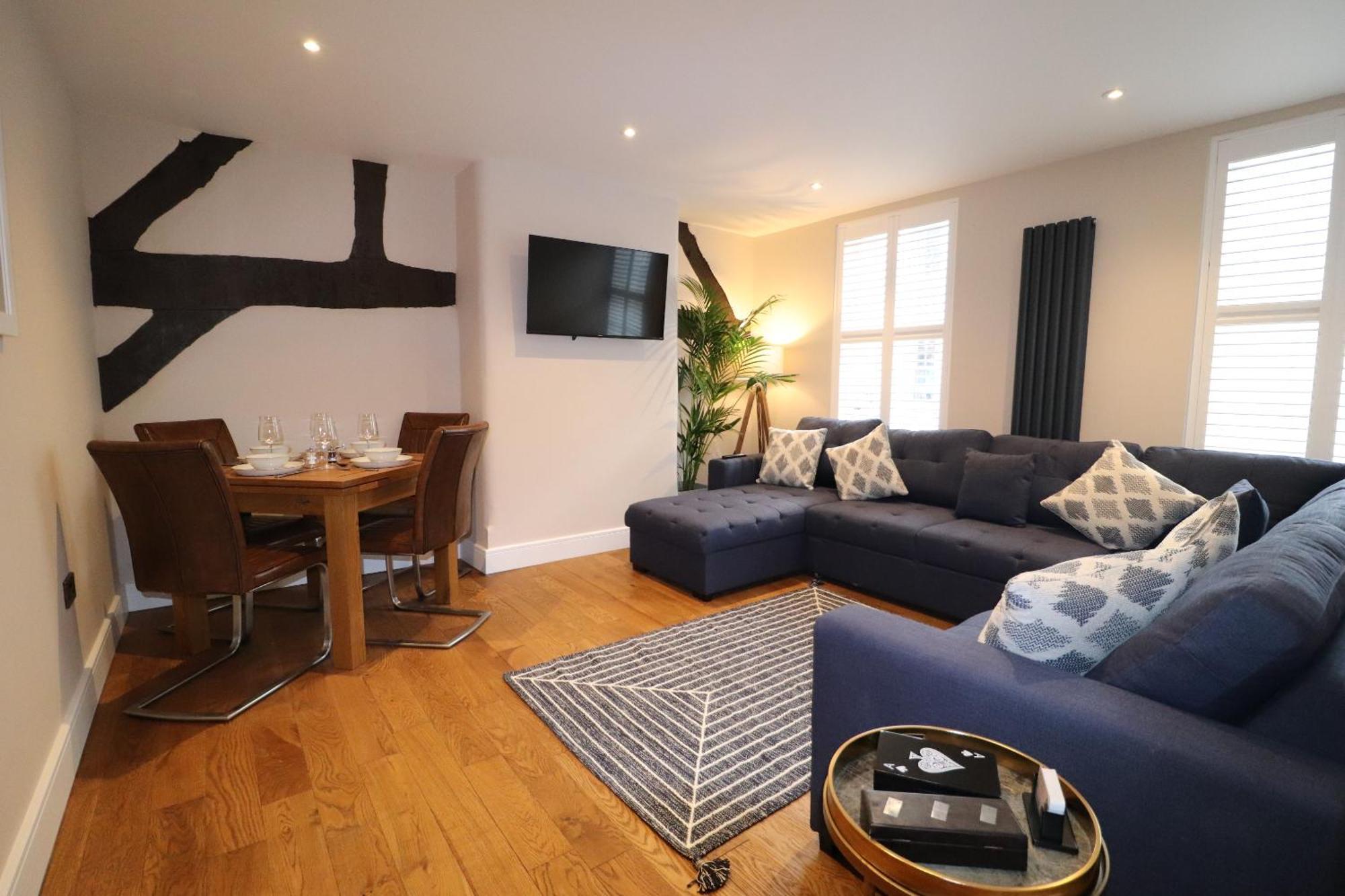 Ashbourne Luxury Suites エクステリア 写真