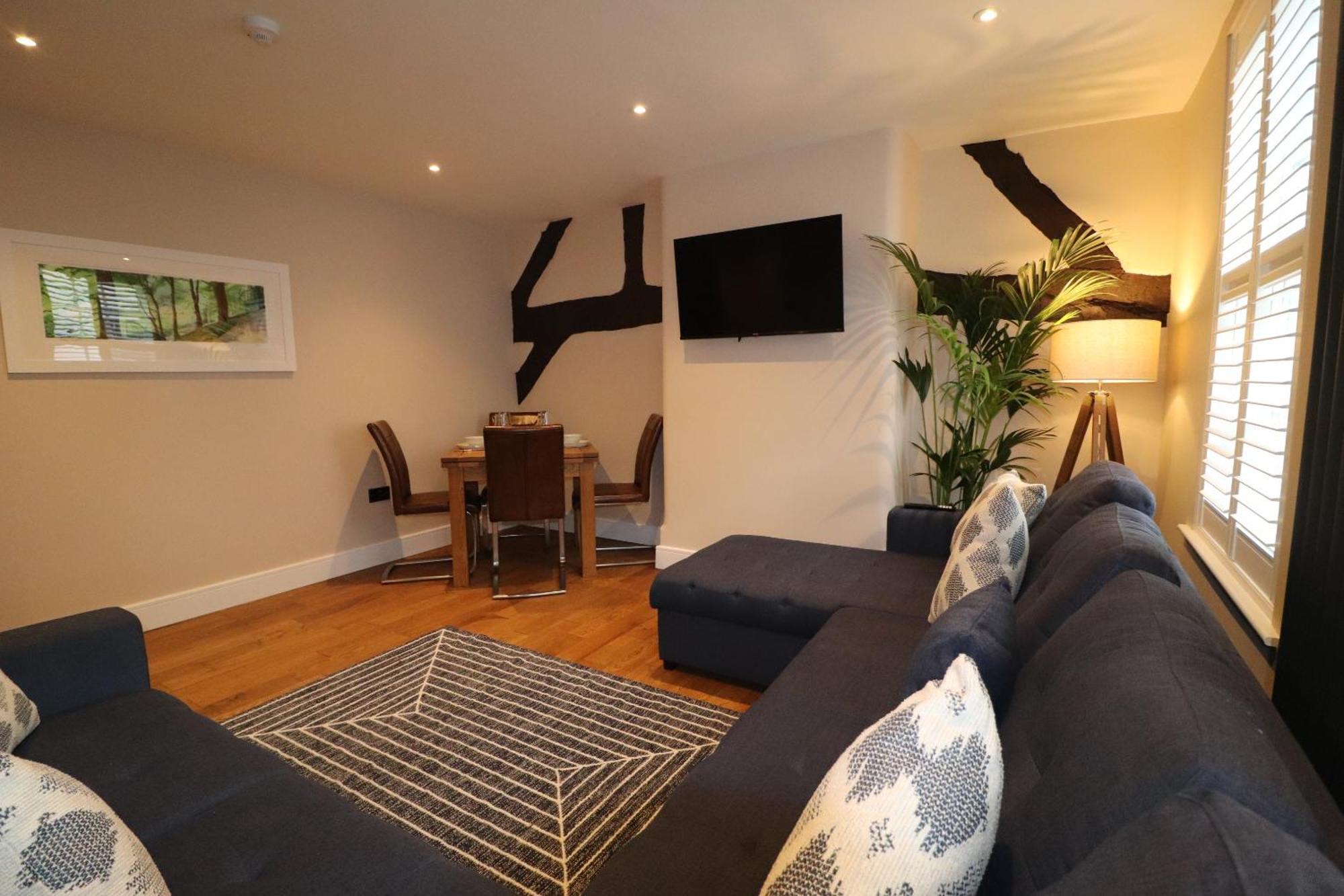 Ashbourne Luxury Suites エクステリア 写真