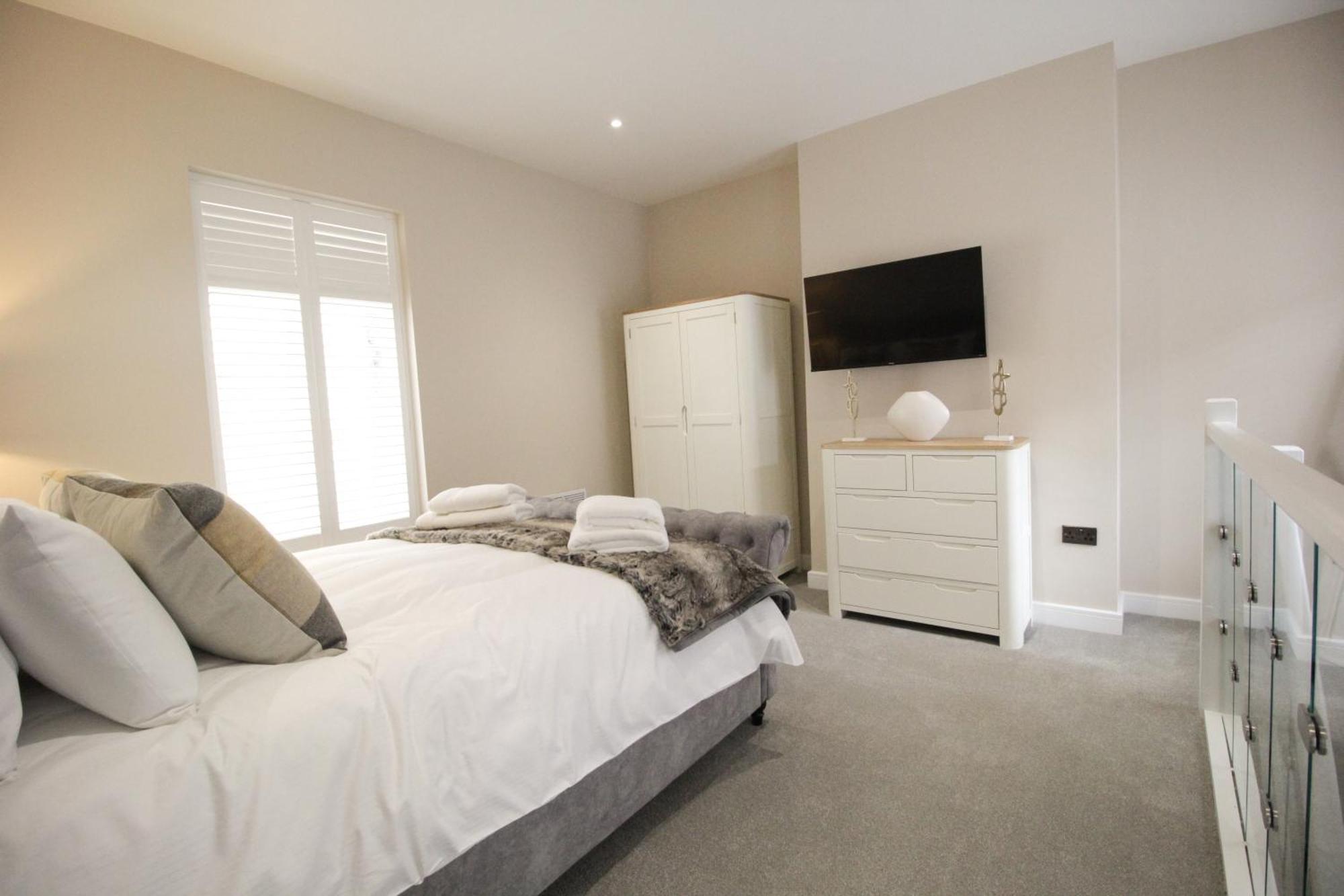 Ashbourne Luxury Suites エクステリア 写真